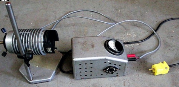 MICROSCOPE LIGHT, 6 voltage settings.